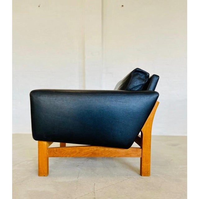 Vintage Danish Black Leather & Oak Lounge Chair by Poul M Volther for Erik Jørgensen, 1960s For Sale - Image 17 of 18