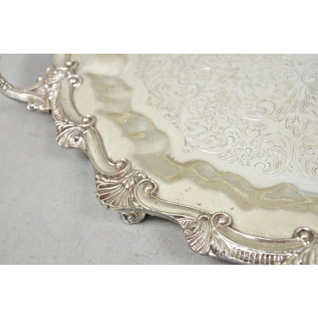 Mid 20th Century Vintage Victorian Silver Plated Round Scalloped Twin Handle Bar Serving Tray For Sale - Image 5 of 17
