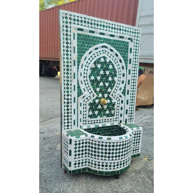Moroccan Moroccan Green & White Mosaic Tile Fountain / Rafraf Style For Sale - Image 3 of 7