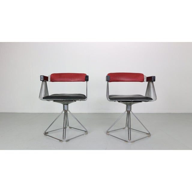 Mid-Century Modern period set of 2 Rudi Verelst for Novalux, Belgium, 1974. The 'Delta' armchairs, chromed metal,...