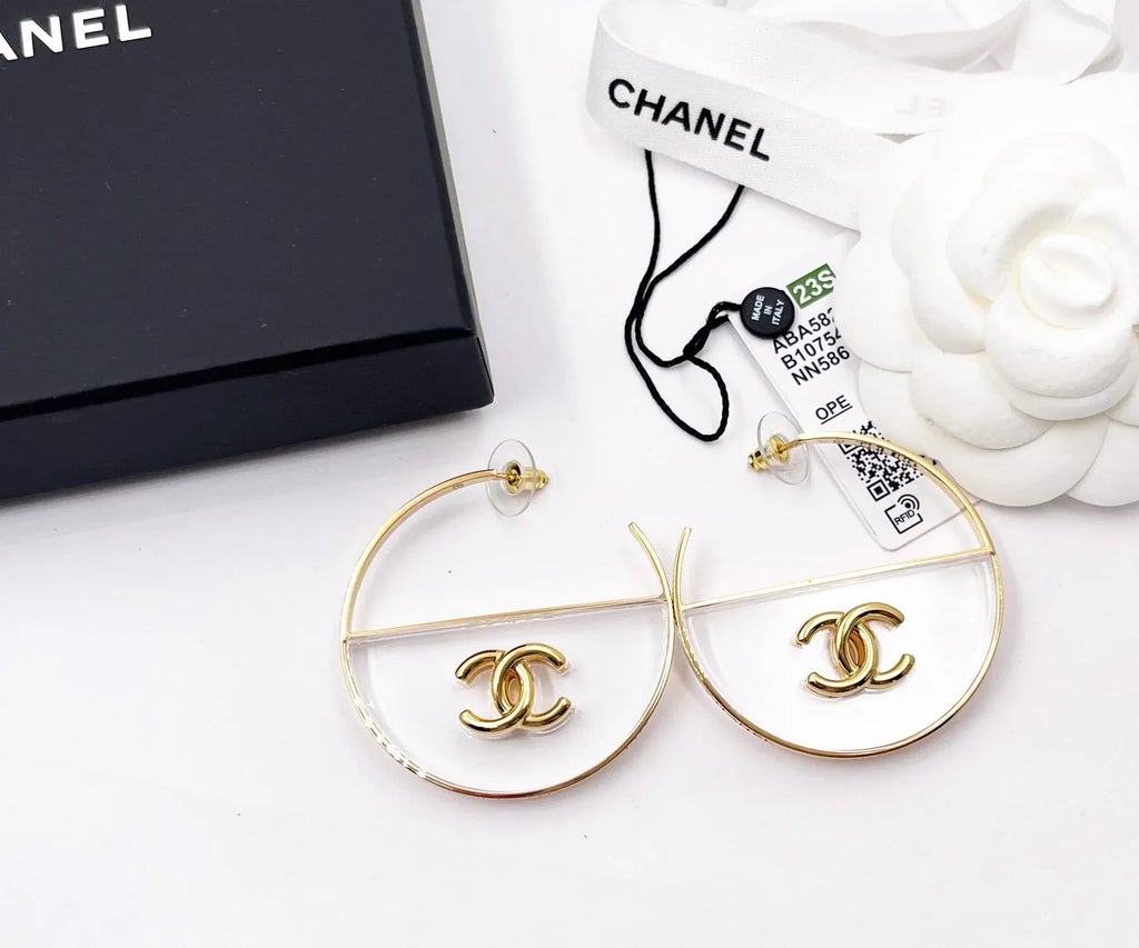 Chanel 20S CC Crystal Pearls Vendome Hoop Earrings Gold CHANEL Crystal Lambskin CC Chain Hoop Earrings in Gold and White main image 1