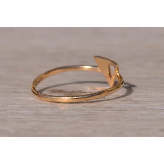 The Bankhead Forest: Yellow Gold Triple Triangle Ring For Sale In Philadelphia - Image 6 of 10
