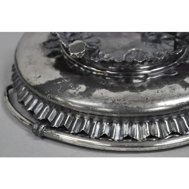 Early 20th Century Antique Wilcox English Regency Silver Plated Floral Repousse Bride's Basket For Sale - Image 11 of 12