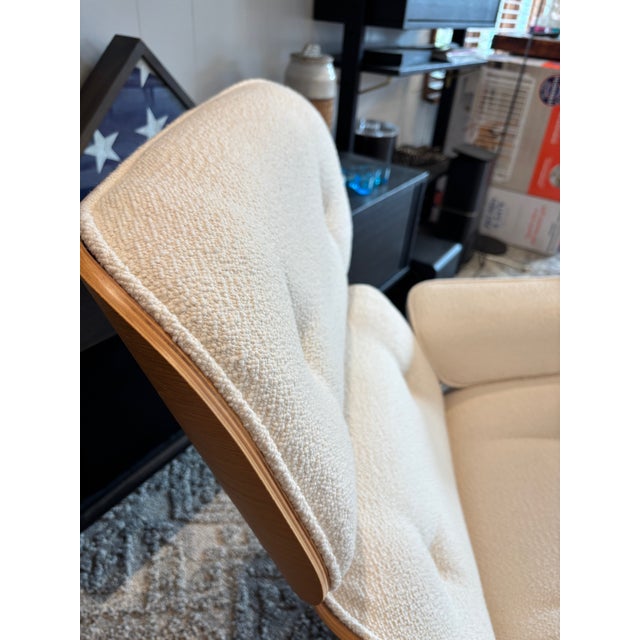 Mid-Century Modern Eames Lounge Chair and Ottoman (Tall) White Oak Shell With Cream Flamiber Upholstery For Sale - Image 3 of 15