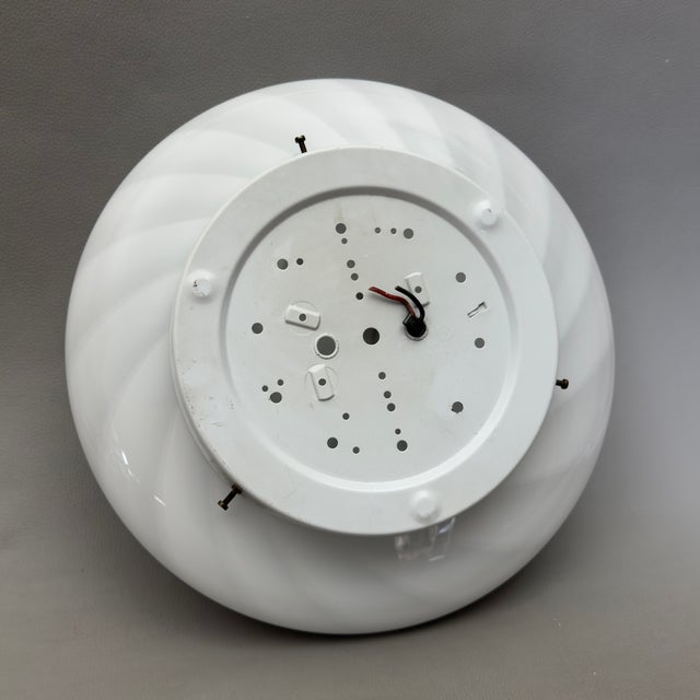Late 20th Century Space Age Murano Glass Swirl Ceiling Lamp in Glossy White, 1970s For Sale - Image 5 of 11