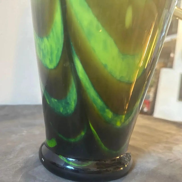 A 1970s Carlo Moretti Space Age Green, Brown and Black Opaline Vase For Sale - Image 10 of 11