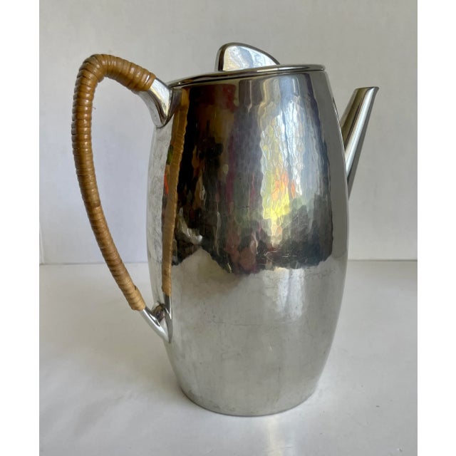 MCM Pewter and Wicker Lidded Pitcher Teapot Made in Holland For Sale - Image 4 of 10