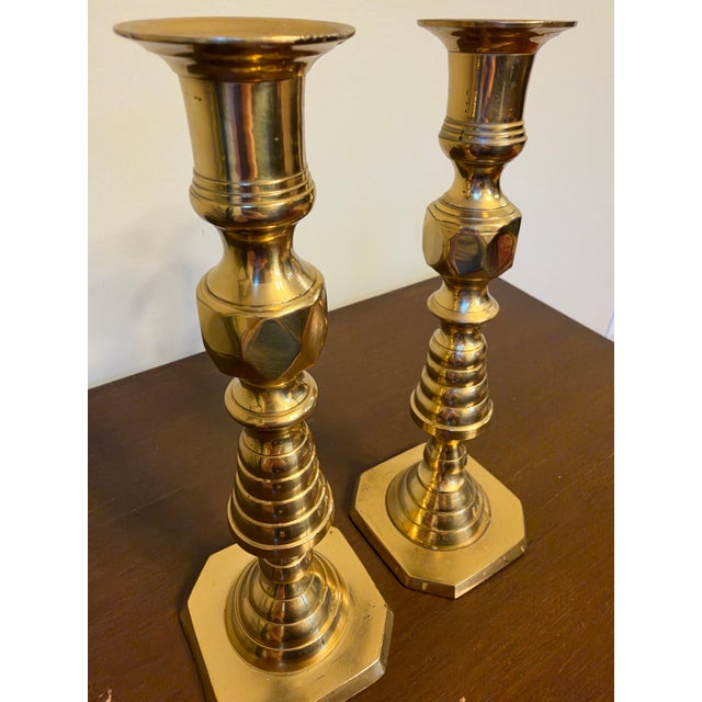 Pair of Antique English Brass Beehive & Diamond Candlesticks For Sale - Image 4 of 4