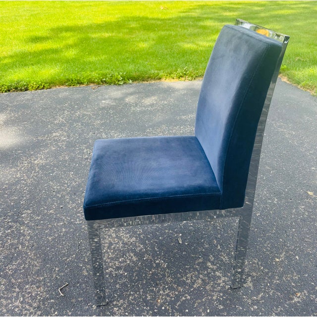 Mid-Century Modern Set of Eight Vintage 1970's MCM Chrome Blue Velvet Dia Dining Chairs by Milo Baughman For Sale - Image 3 of 10