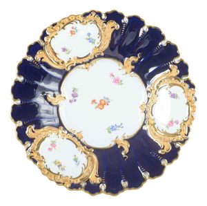 Vintage Porcelain Dish with Scalloped Edges from Meissen, 1920s
