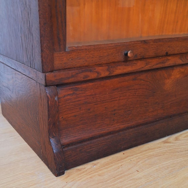 Art Nouveau Bookcase from Union Zeiss Berlin, 1890s, in Very Good conditions. Designed 1890 to 1919 This piece has an...