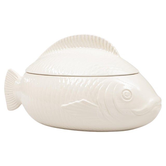 20th Century French Special Edition Porcelain Tureen With Lid For Sale - Image 15 of 18