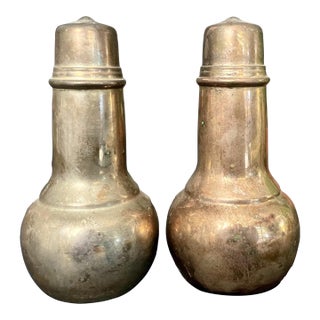 Vintage Mid Century Modern Silver Plated Salt & Pepper Shakers International Silver - Set of 2 For Sale