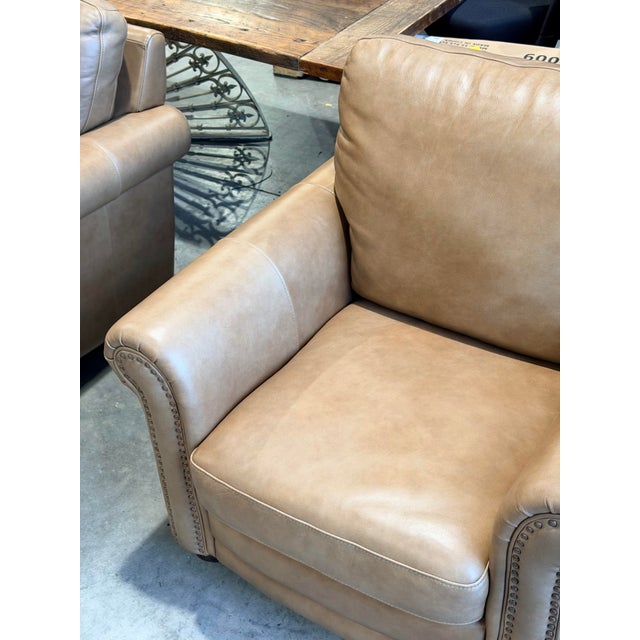 Pair of Bassett Jackson Umber Leather Club Chairs With Nailhead Trim For Sale In New York - Image 6 of 9