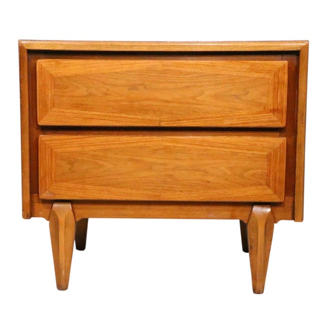 Mid 20th Century Night Stand Table by American of Martinsville For Sale In New York - Image 6 of 12