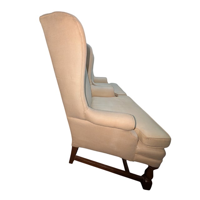 1980s Pair of Vintage Colonial Revival Style Wingback Arm Chairs - Natural Linen For Sale - Image 5 of 7