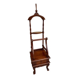 Antique English Chippendale Hardwood Valet Stand With One Drawer For Sale