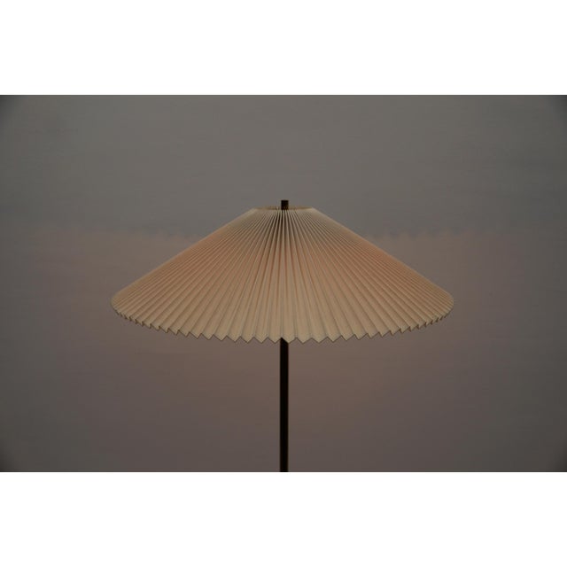 Mid-Century Modern Tripod Brass and Folding Shade Floor Lamp, 1950s For Sale - Image 4 of 12