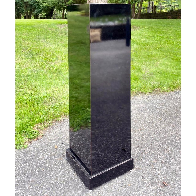 Mid-Century Modern Mid-Century Modernist Rectilinear Black Acrylic Lighted Pedestal For Sale - Image 3 of 5