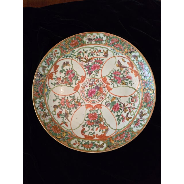 Chinese Antique Chinese Porcelain Charger 18th Century Canton For Sale - Image 3 of 9