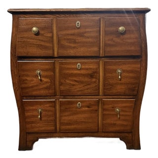 Vintage Weiman Oak Three-Drawer Accent Chest With Original Brass-Tone Hardware For Sale