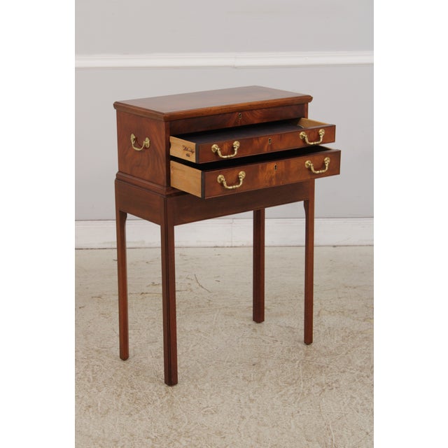 1990s Baker Colonial Williamsburg Mahogany Silver Chest For Sale - Image 5 of 17