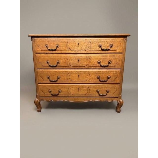 Early 20th Century French Oak Chest of Drawers For Sale - Image 6 of 6