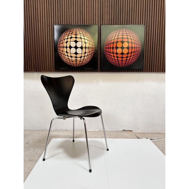 German Artist, Large Pair of Op Art Wall Objects, 20th Century, Enamel Screenprints, Set of 2 For Sale - Image 17 of 18