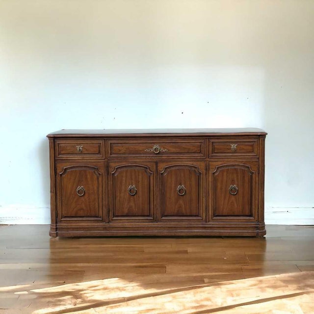 Henredon 1970s Credenza – Traditional Walnut Sideboard With Brass Pulls & Adjustable Shelving, 66” Vintage Cabinet For Sale - Image 10 of 18