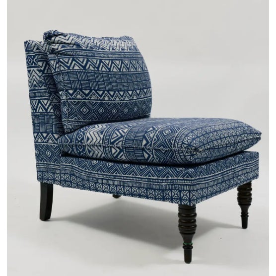 English Kathy Hilton's Personal Collection- Blue and White Armless Indoor/Outdoor Chair For Sale - Image 3 of 7