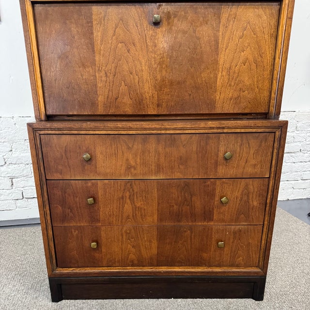 80s Henredon Tall Secretary With Drop Down Desk in Oak For Sale - Image 15 of 18