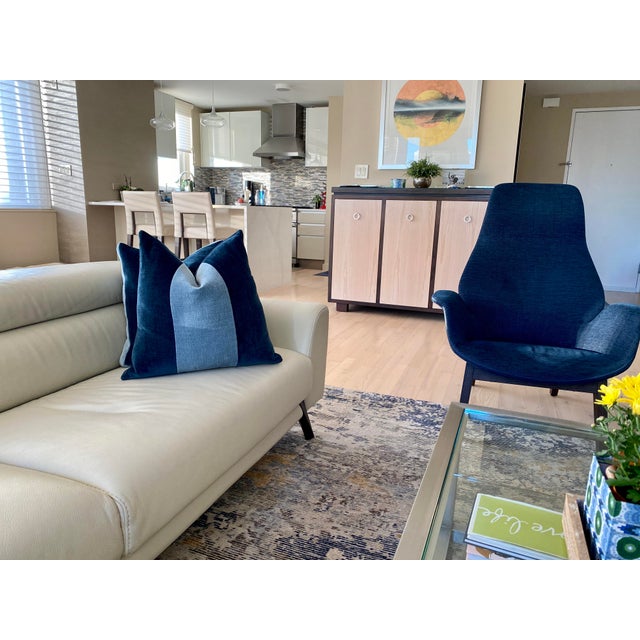 Navy and Blue Color Block Velvet Throw Pillow For Sale - Image 9 of 9