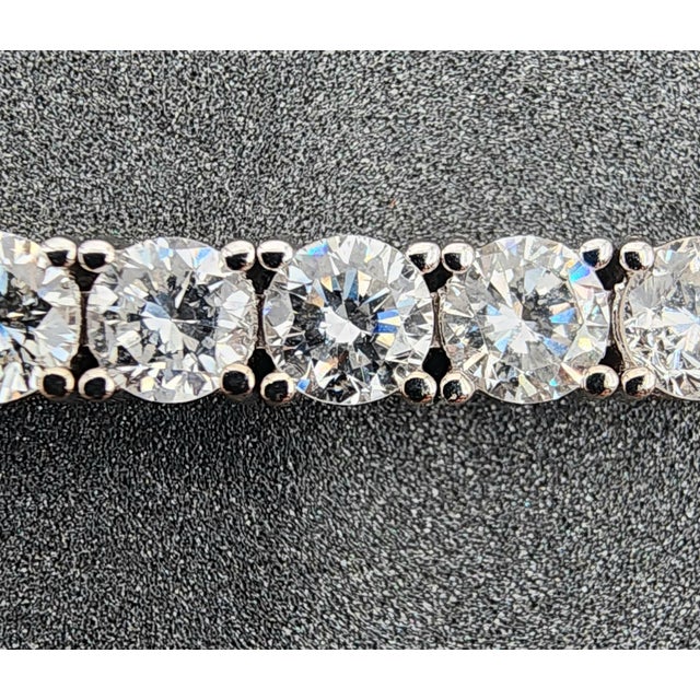 9.05 Ct Diamond Tennis Bracelet For Sale - Image 4 of 8