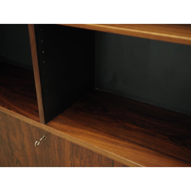 Danish Rosewood Bookcase from Hundevad & Co., 1970s For Sale - Image 12 of 17