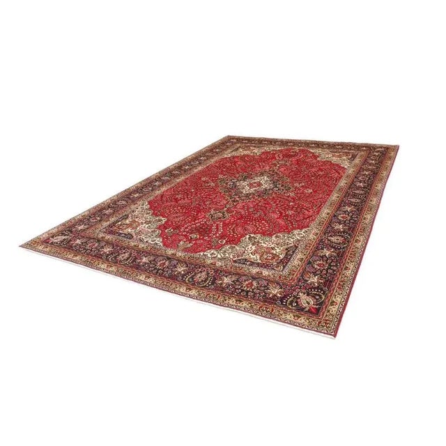 Rug, hand-knotted | Knot density: 200.000 knots/m² | Material: 100% virgin wool | Size: 248 x 343 cm | In very good condition