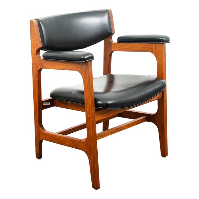 Mid Century Modern Lounge Chair Walnut Arms Black Office Armchair Gunlocke Attributed MCM For Sale