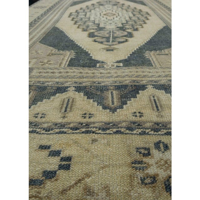 Early 21st Century Turkish Anatolian Rug 3'7" x 6'1" #17588 For Sale - Image 5 of 8