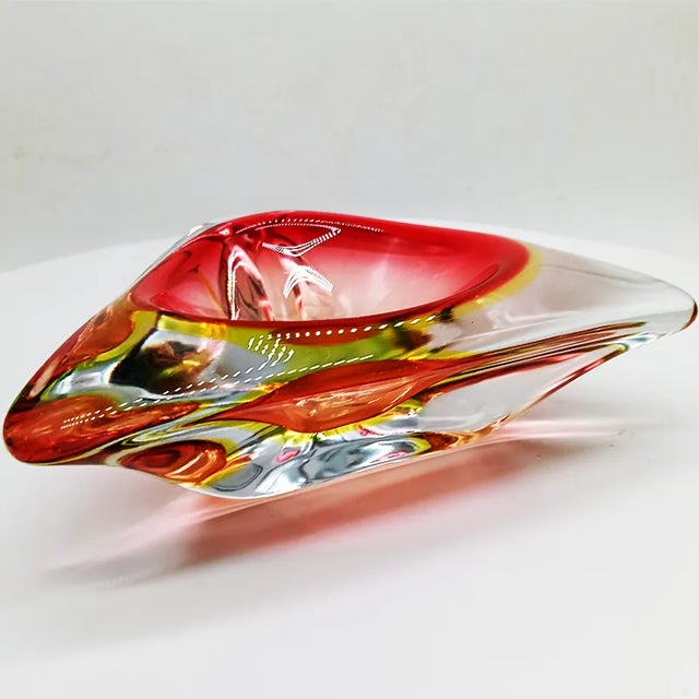 Vintage Italian Triangular Ashtray in Murano Glass, 1960s For Sale - Image 3 of 7