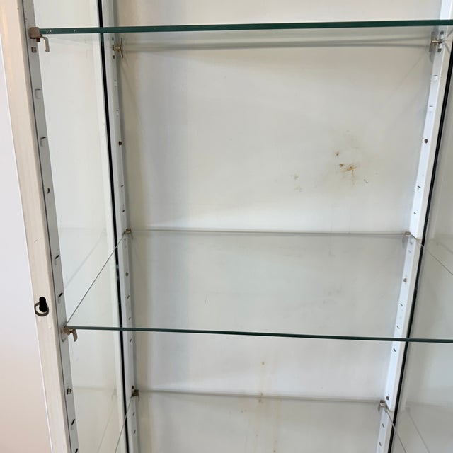 Mid-Century Polish Medical Display Cabinet, 1960s For Sale - Image 10 of 18
