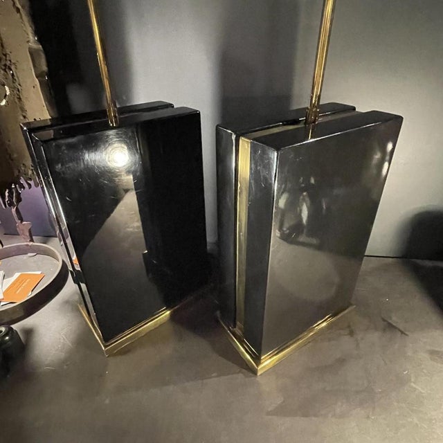 Black Hollywood Regency Lamps in Black Lacquer and Brass, 1970s, Set of 2 For Sale - Image 8 of 14