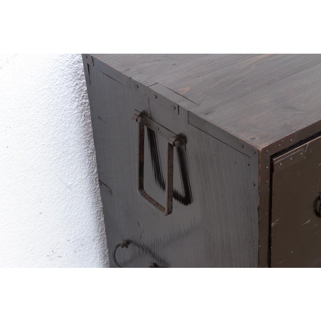 Grand Japanese Meiji Era Lacquered Tansu Sideboard For Sale - Image 9 of 13