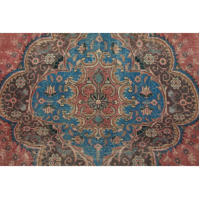 Tabriz Rug 9’5” X 12’5” Pink Wool Vintage Distressed Hand-Knotted Carpet For Sale In Philadelphia - Image 6 of 15