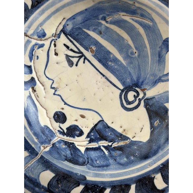 Catalan Blue and White Plate with Female Figure, Spain, 1620-1700 For Sale - Image 5 of 10