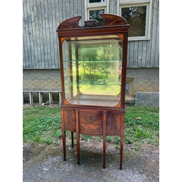 Pair of Vintage George III Carved Mahogany and Satinwood Inlaid Display Cabinets For Sale - Image 10 of 17
