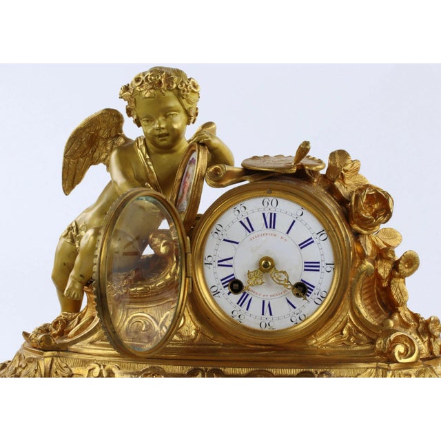 Allegories of Painting Mantel Clock in Gilded Bronze, Early 20th Century For Sale - Image 9 of 11