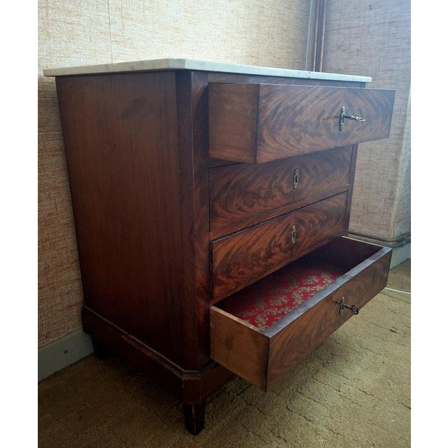Louis-Philippe Chest of Drawers in Flame Mahogany with White Marble Top For Sale - Image 3 of 7