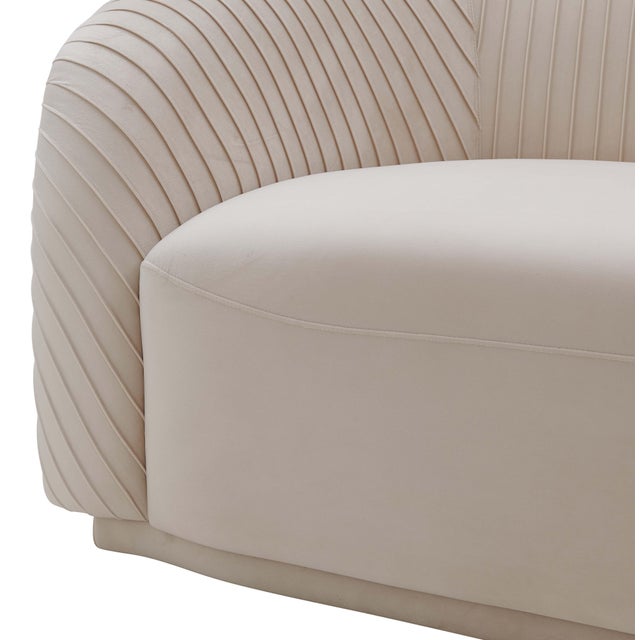 Yara pleated sofa best sale