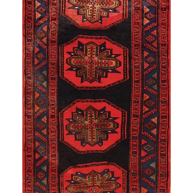 Genuine hand-knotted rug | Size: 270 cm x 132 cm | Knot density: approx. 100.000 knots/m² | Material: 100% wool (pile) and...