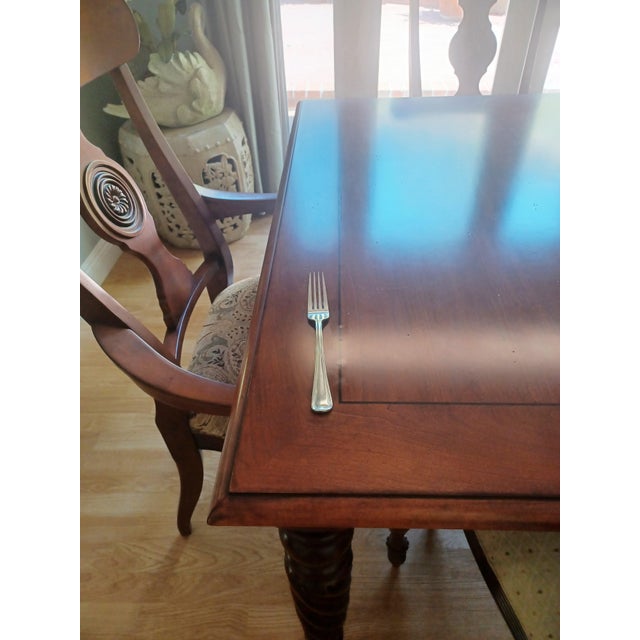 Ethan Allen British Classics Livingston Dining Table and Chairs 9