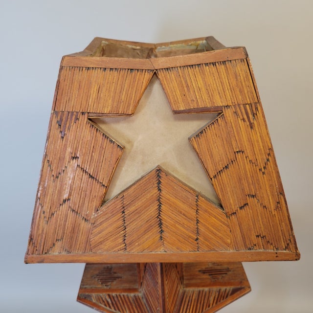 Mid 20th Century Tramp Art American Folk Art Matchstick Table Lamp With Star Motif For Sale - Image 5 of 9